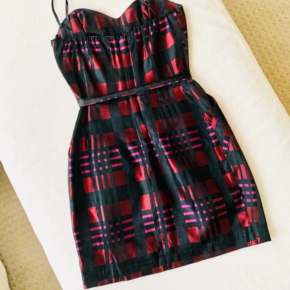 Alexia Admor Strapless Mini Cocktail Dress - Picture 7 of 12